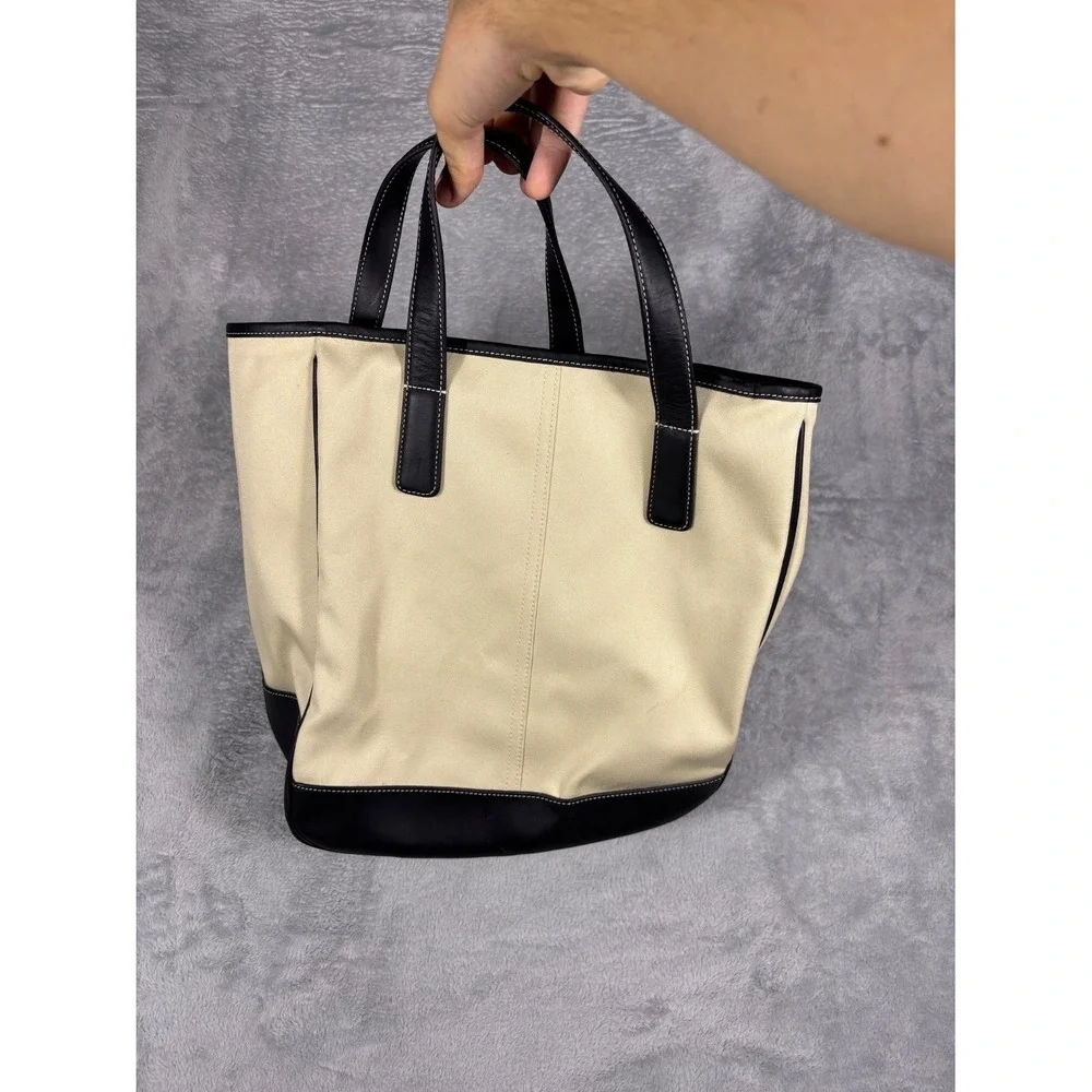 Coach 7707 Womens 2000s Tote White Contrast Stitching bag